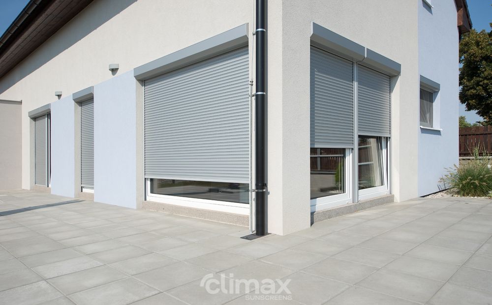 Venkovni hliníkové rolety s boxem - předokenní montáž